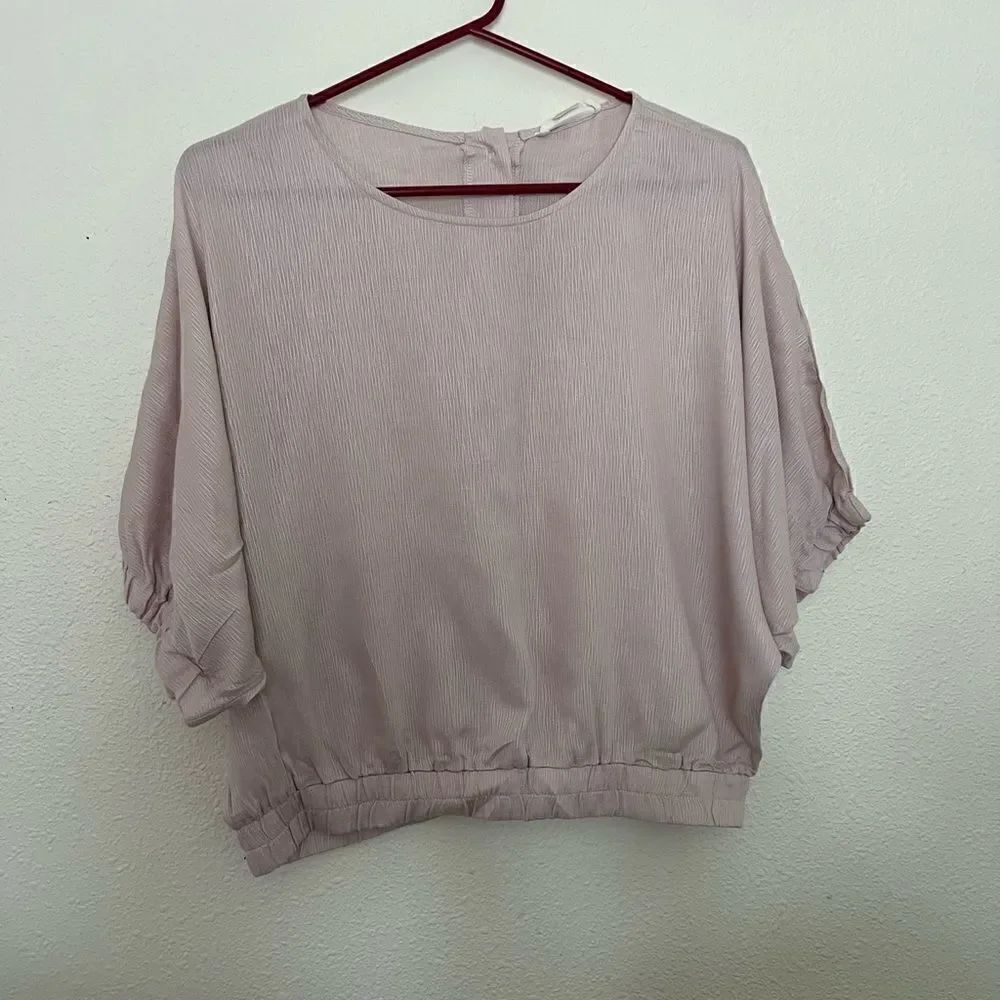 urban romantics gathered waist botton back women top size M
